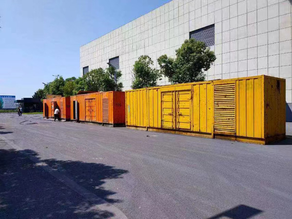 乐山环境温度变化对柴油发电机组的性能有哪些具体影响？